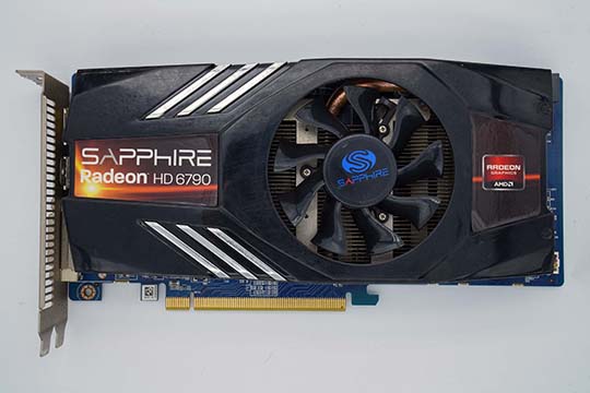 蓝宝石SAPPHIRE HD6790 1GB 海外版 显示卡（AMD Radeon HD6790芯片）